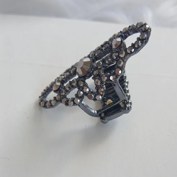 Paparazzi Metallic Black Statement Ring - Picture 3 of 10